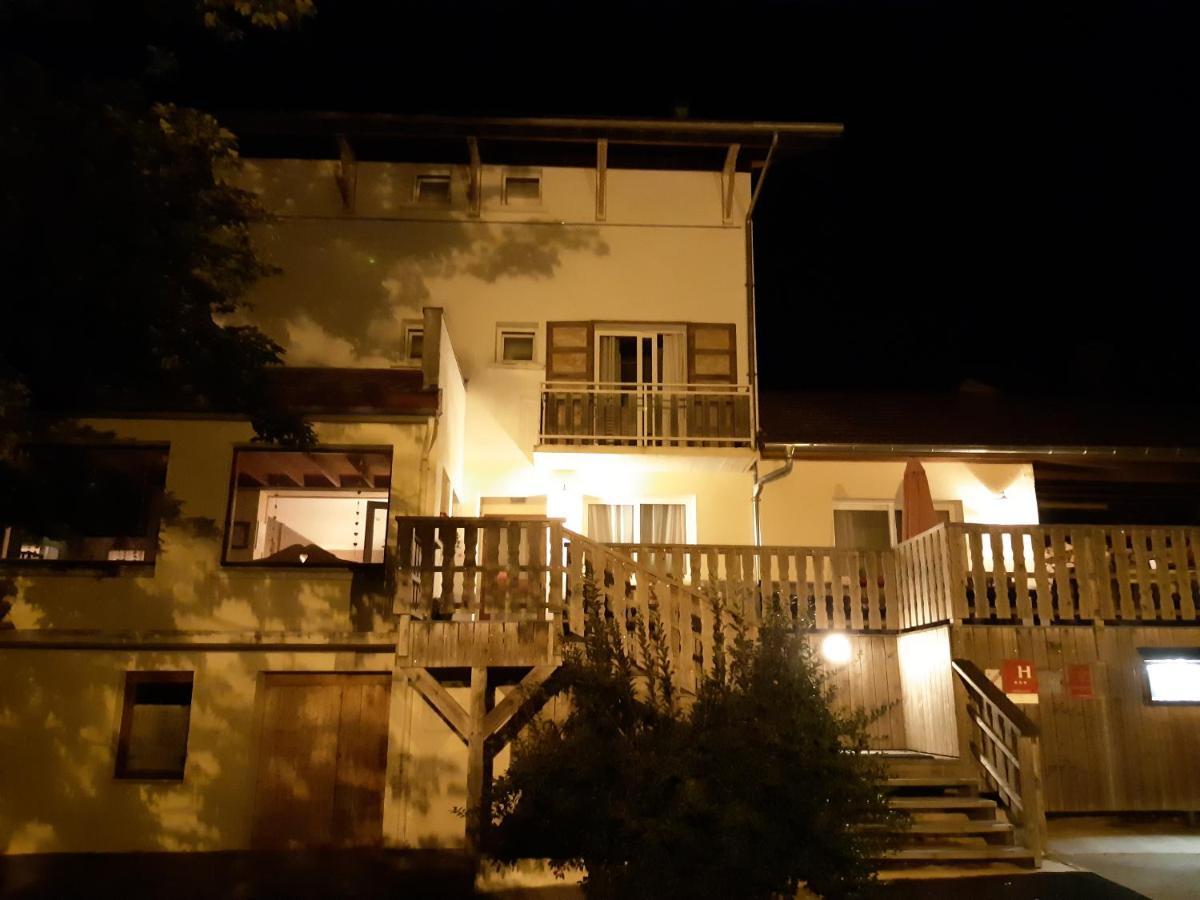 Отель Les Alpages Bonlieu Экстерьер фото